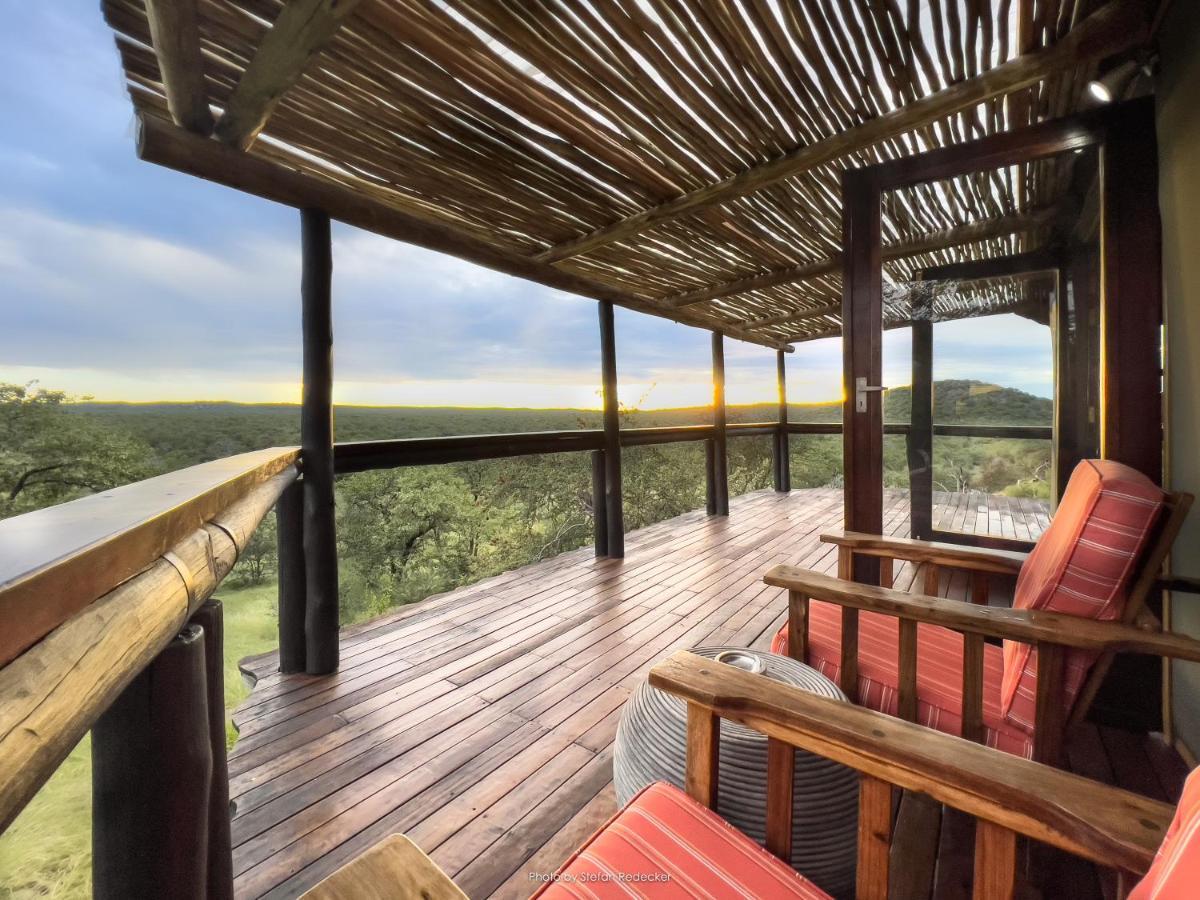 Ongava Lodge Okaukuejo Exterior photo